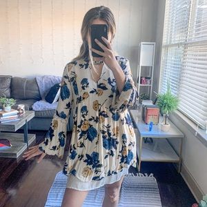 Floral bell sleeve dress altered state